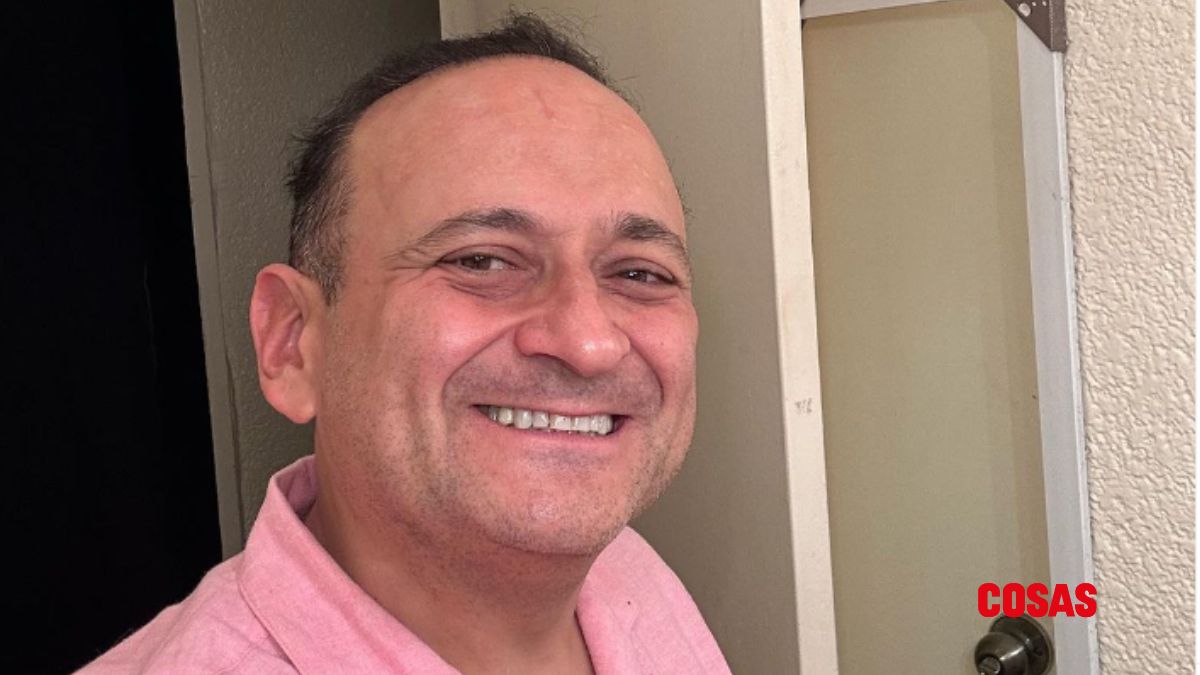 Lalo España Lalo España en una nueva relación luego de permanecer soltero 11 años.