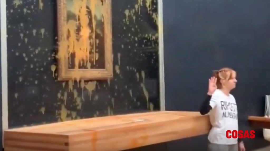 Arrojan sopa a "La Mona Lisa".