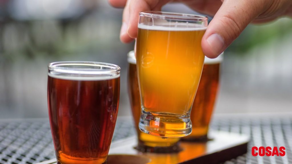 ¡Descubre la nueva Tecatita Light! La misma esencia, ahora en tamaño miniatura. | Foto: iStoxk.