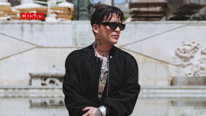 Christian Nodal brilla en la Semana de la Moda de París. | Foto: IG Christian Nodal.