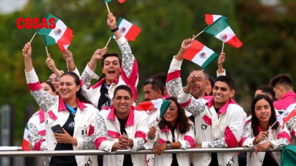 La delegación mexicana está compuesta por 107 deportistas y dos suplentes en equitación y natación artística.