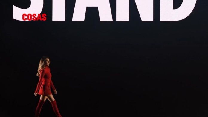 Belinda muestra las heridas tras su caída en la Fashion Week de París, recibiendo apoyo de fans por su valentía y profesionalismo.